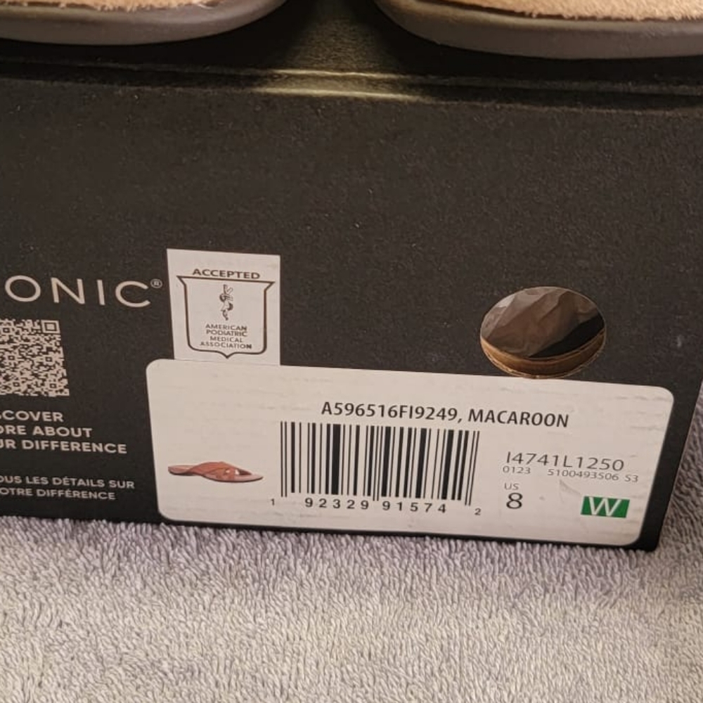 Vionic adjustable sandal - Picture 8 of 8